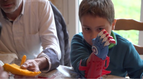 Des mains de super héros