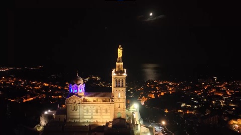 Une ville la nuit : Marseille l&rsquo;inattendue
