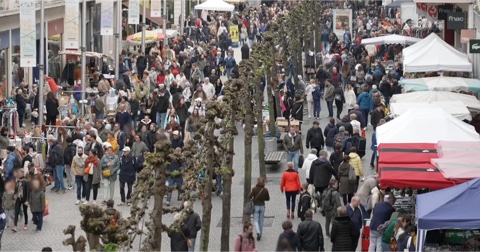 The Amiens Grande Réderie: Bargains and Good Cheer Everywhere