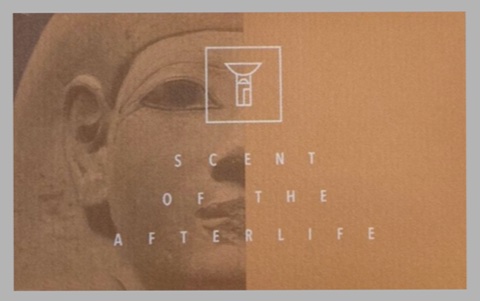 LE PARFUM DE L’ÉTERNITÉ